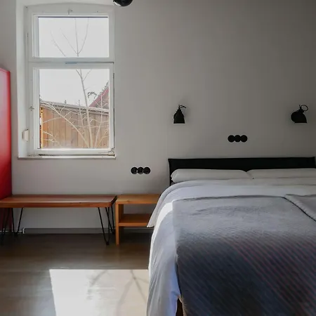 Couette-café Bauhaus-eck 3*